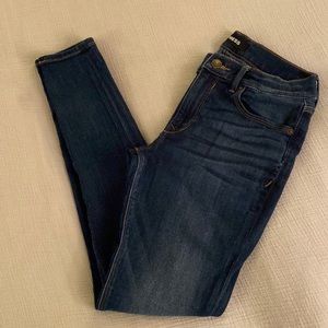 Mid Rise Skinny Jean - Dark Blue Wash - Size 6 Regular